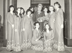 1974-1978 IV. c l&aacute;nyai